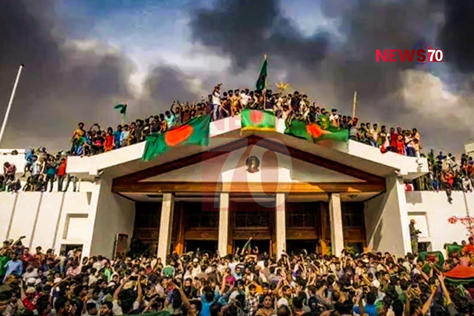 ঐতিহাসিক জুলাই জাতীয় সনদে স্বাক্ষর, অংশ নিল ২৫ দল — অনুপস্থিত এনসিপি ও কয়েকটি বাম দল